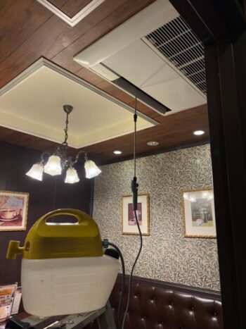 和歌山県 カフェ様にて業務用エアコン入れ替え工事完了