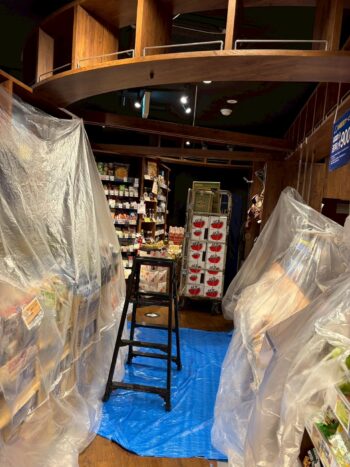 東京都 渋谷区の人気コーヒーショップ様にて業務用エアコン修理