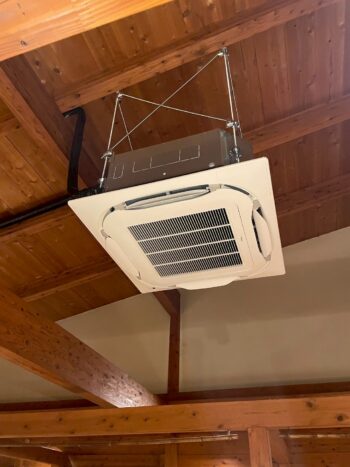 埼玉県富士見市 某飲食店様にて業務用エアコン増設工事完了