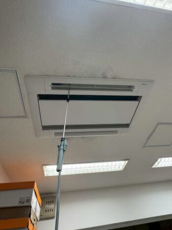大阪府の某病院様にて業務用エアコン入れ替え工事完了