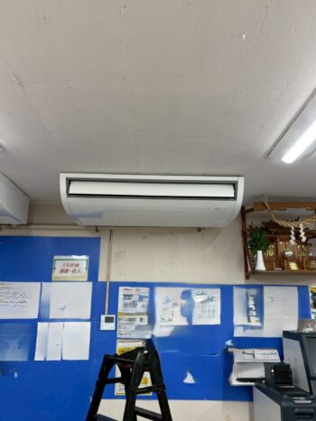 東京都練馬区にある運送会社様にて業務用エアコン入れ替え工事完了